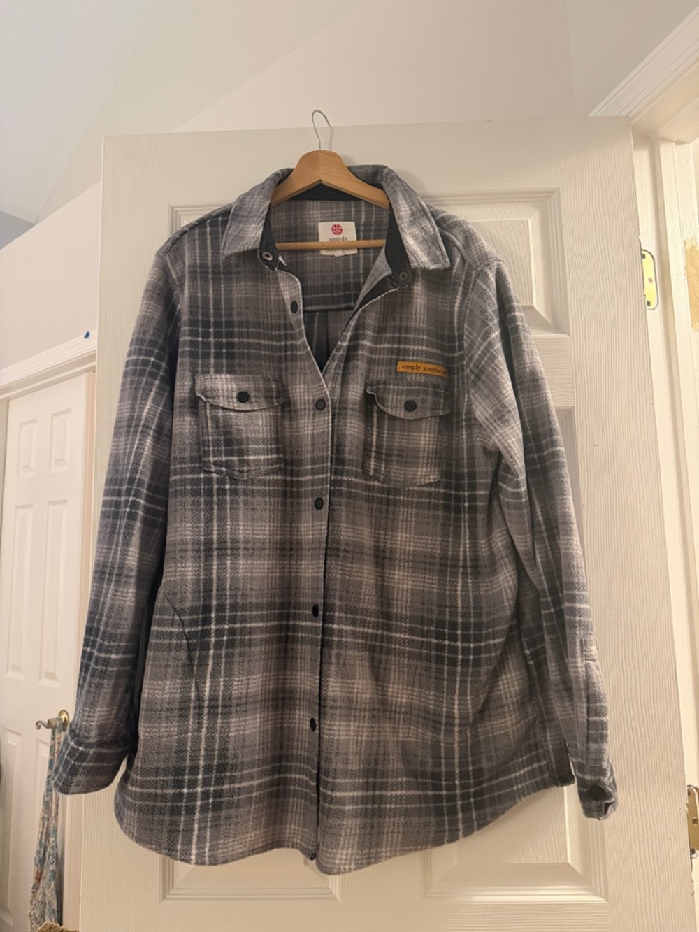 Simply Southern Men's Gray Plaid Button-Down Shirt